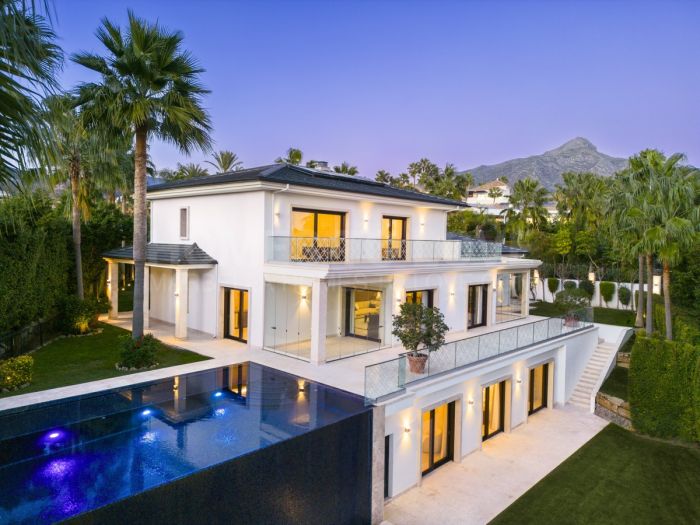 Villa à vendre à Los Naranjos, Nueva Andalucia