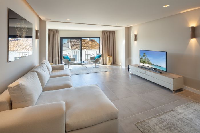 Апартамент на продажу в Пуэрто Банус, Марбелья