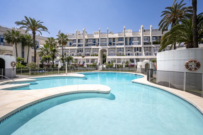 Superbe Duplex de 2 Chambres en Rez-de-Chaussée à Marbella House – Emplacement Idéal à Quelques Pas de la Plage