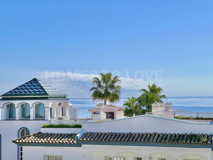 Votre Évasion Côtière Parfaite : Penthouse Duplex à Vendre à Dominion Beach, Estepona