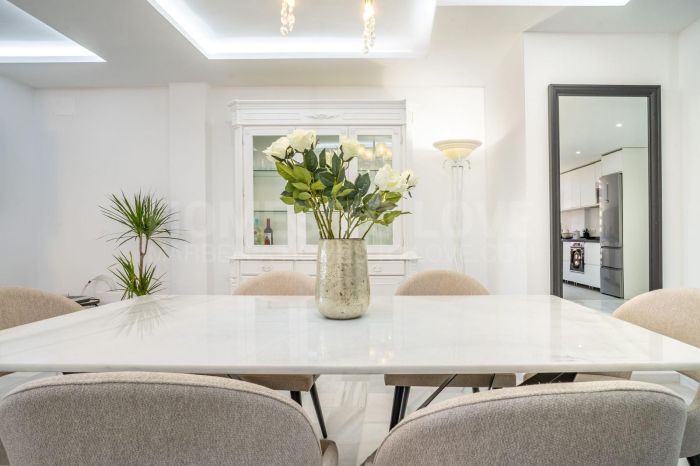 Apartamento en venta en Nueva Andalucia, Marbella