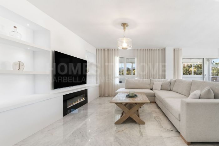 Appartement Terrasse à louer à court terme à Nueva Andalucia, Marbella