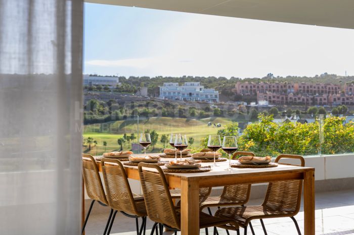 Apartamento Moderno con Vistas al Golf