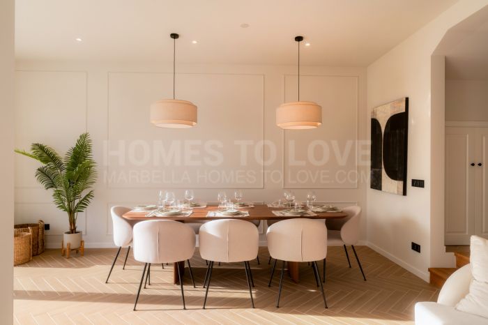 Maison de ville rénovée avec 4 chambres à Nueva Andalucia