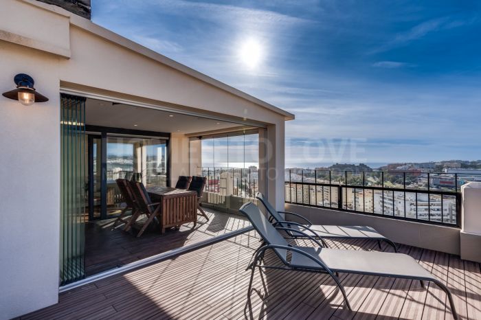 Amazing Penthouse with Stunning Views in Fuengirola