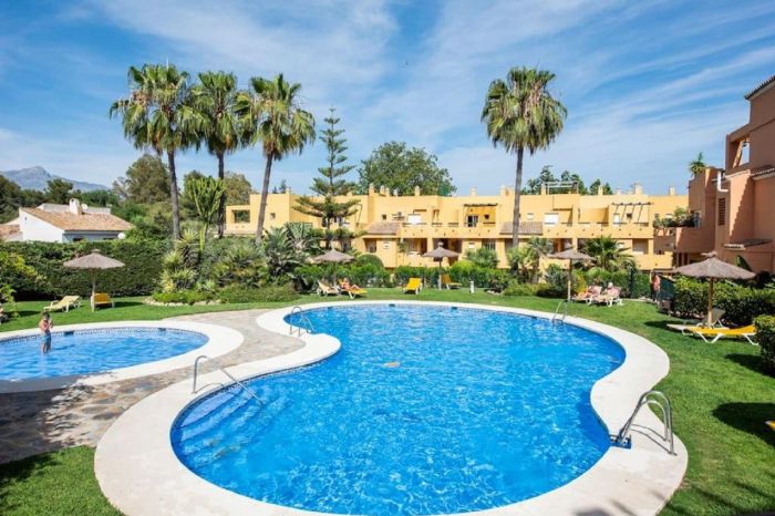 Élégant Penthouse en première ligne de golf en Guadalmina Alta