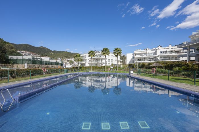 Investissement Idéal: Appartement au Rez-de-Chaussée avec Jardin Privé à Vendre à Riverside, Benahavis