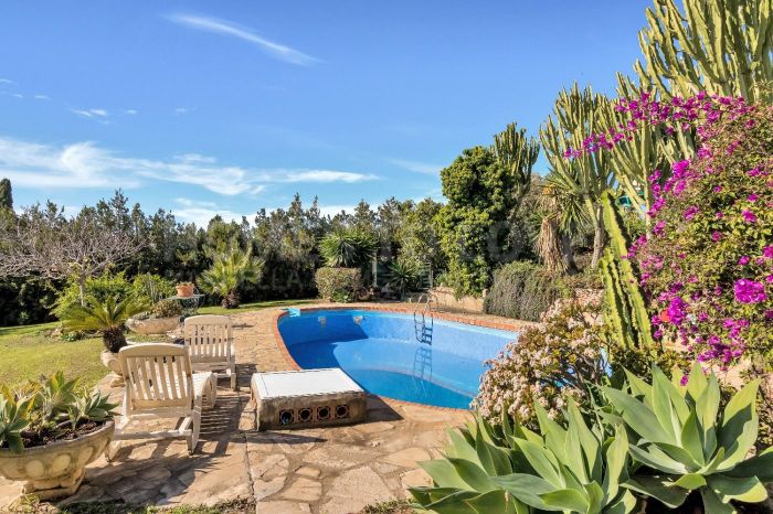 Вилла на продажу в Atalaya Golf, Восточная Эстепона