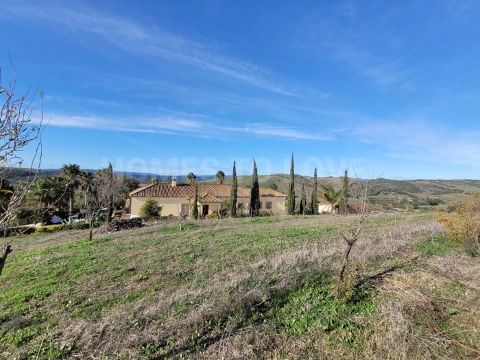 Вилла на продажу в Сан Мартин дель Тесорильё