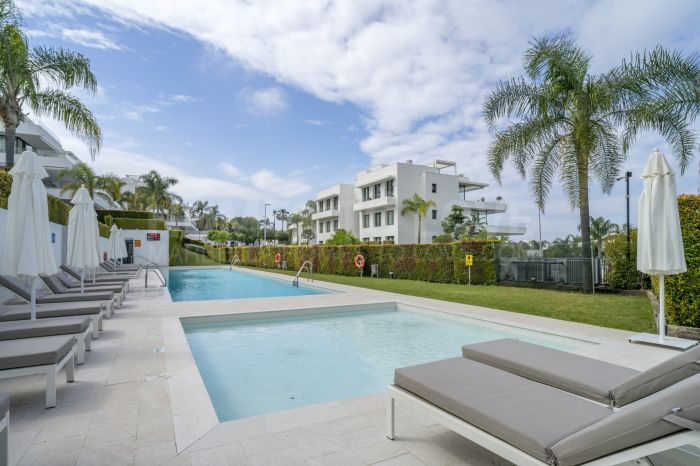 Duplex de luxe Penthouse à Cataleya, Atalaya Golf, propriété Estepona avec 3 chambres à vendre
