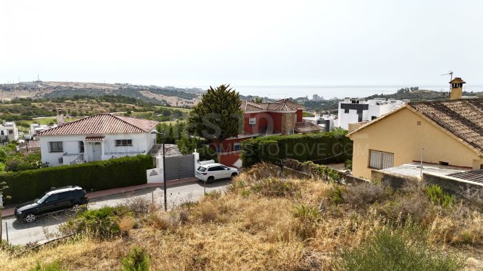 Grand terrain à Estepona