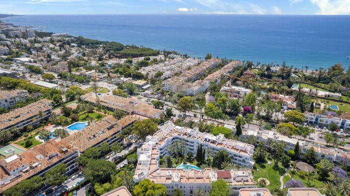 Beeindruckendes drei Schlafzimmer, Südlage Duplex Penthouse in der bekannten und gepflegten Gemeinschaft Immobilien