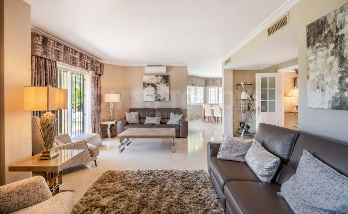 Maison de Ville à louer à court terme à La Quinta Hills, Benahavis