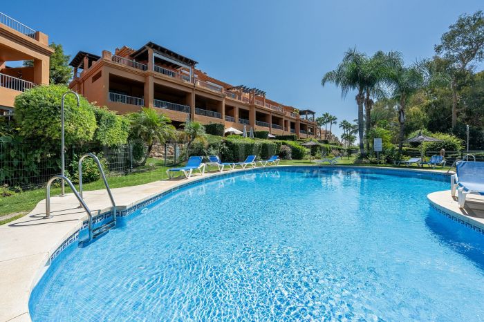 Erdgeschosswohnung zu verkaufen in Benatalaya, Estepona Ost