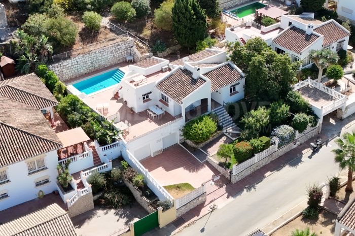 **Beautiful One-Level Villa with Private Pool – Fuengirola / Cerros del Águila**