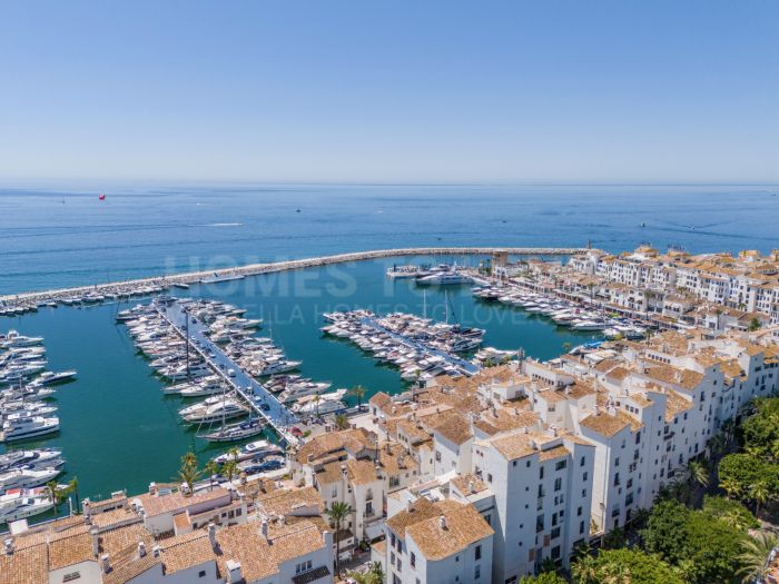 Puerto Banus - apartment with sea views
