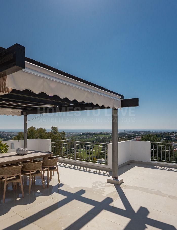 Пентхаус дуплекс на продажу в La Quinta, Бенахавис