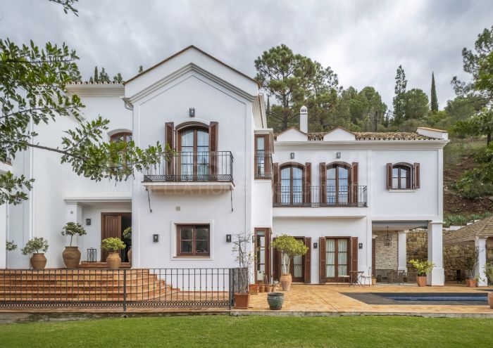 Villa de lujo intemporal en El Madroñal