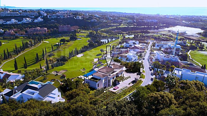 Exclusive Luxury Villa Project on the Frontline of Golf in Los Flamingos, Benahavís