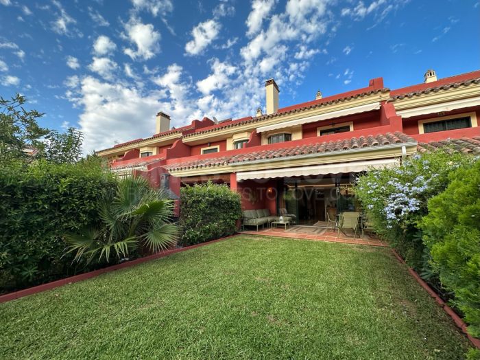 Maison de Ville à louer à long terme à Marbella Golden Mile