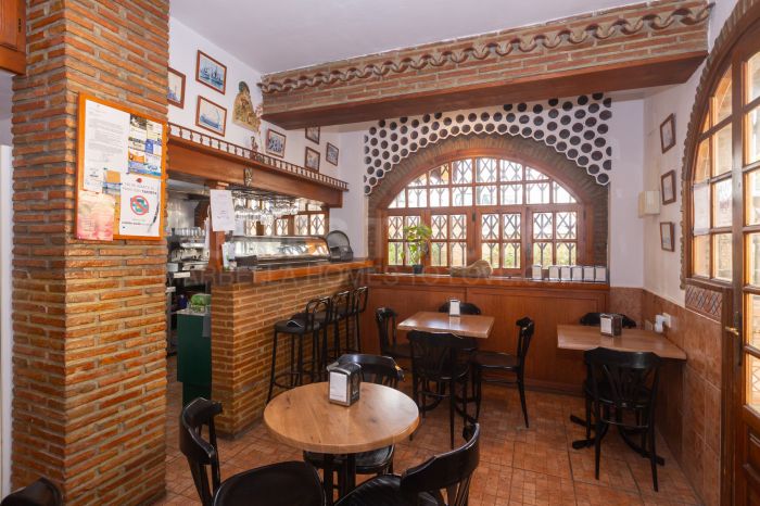 Local en Puerto de Estepona