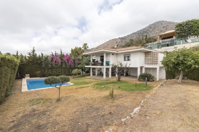 Villa en venta en Benalmadena Pueblo