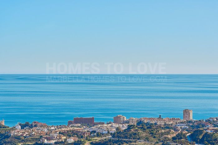 Parcela en venta en Benalmadena