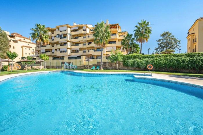 Espacioso Apartamento en Planta Baja