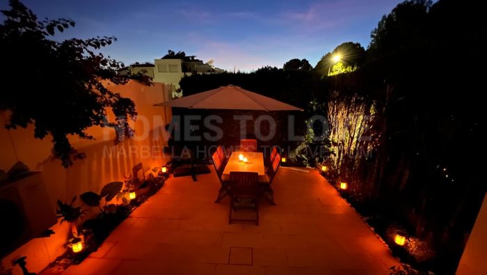 Таунхаус на продажу в Nagüeles, Золотая Миля