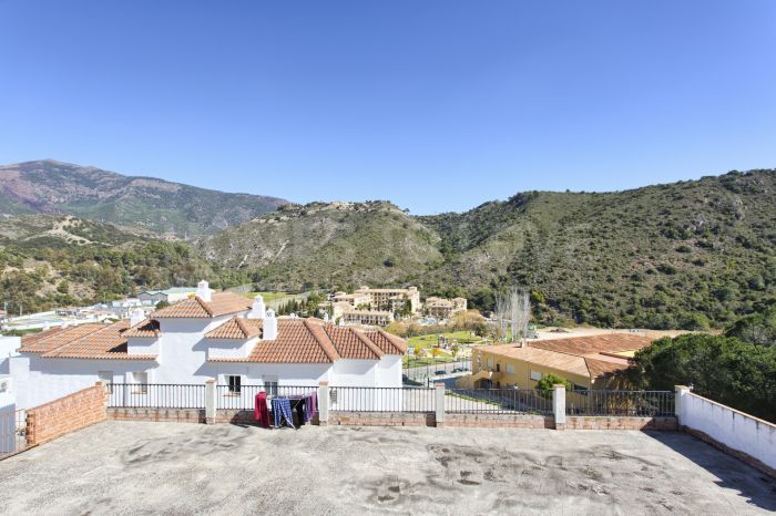 Encanto andaluz con vistas panorámicas en Benahavís