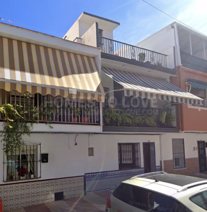 Таунхаус на продажу в Сан Педро де Алькантара