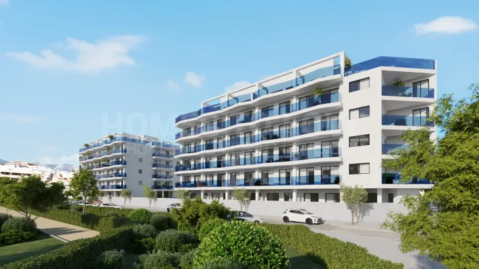 Апартамент на продажу в Las Lagunas, Михас Коста