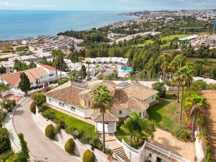 Villa en venta en El Chaparral, Mijas Costa