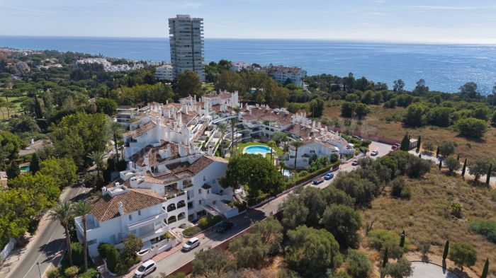 Impresionante apartamento dúplex en Marbella – Birdie Club, Río Real