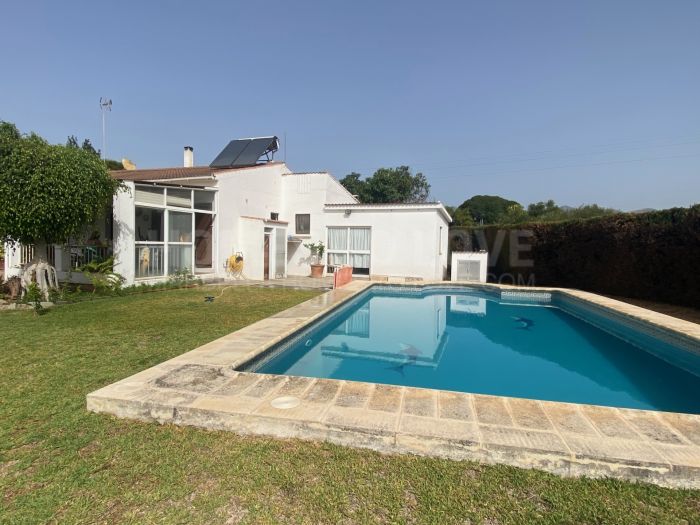 Villa à vendre à El Velerin, Estepona Est