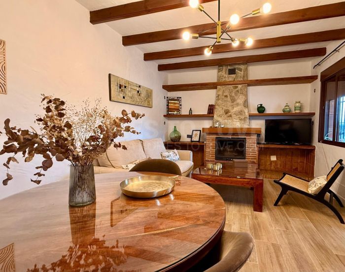 Schöne freistehende Villa in Miralmonte, Coín