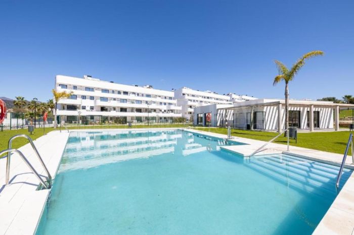 Apartamento Planta Baja en venta en Estepona Este, Estepona