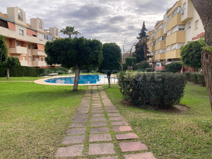 Encantadora Planta Baja en Huerta Nueva, Estepona