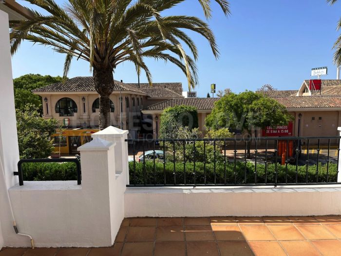 Дуплекс на продажу в Сан Педро де Алькантара