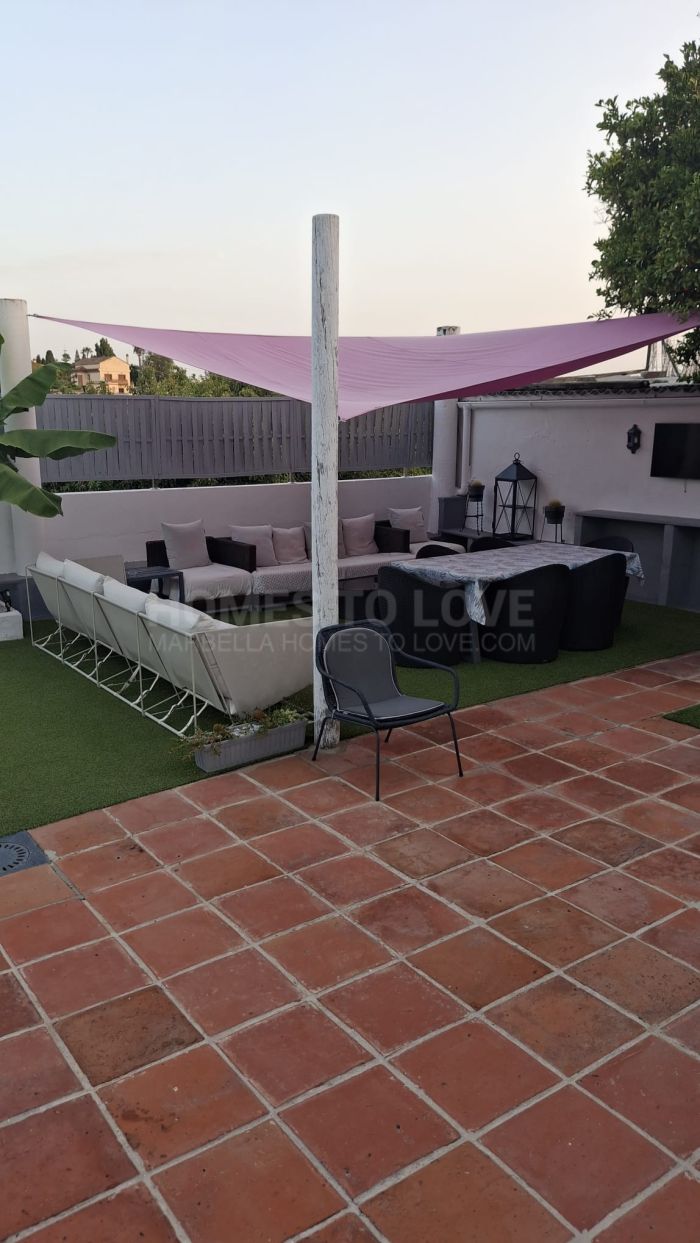 Encantadora Villa Independiente de Una Planta con Huerto de Frutales