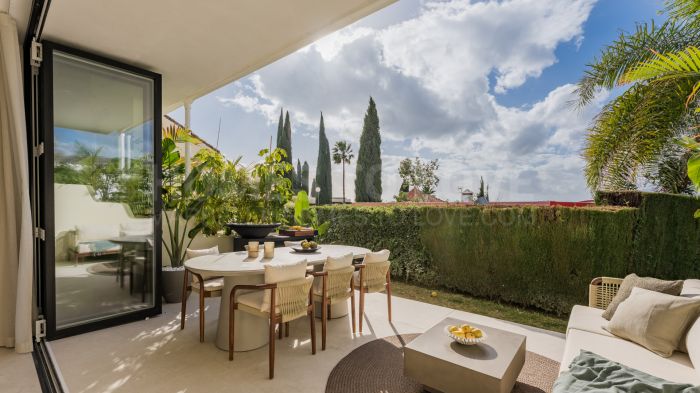 Таунхаус на продажу в Altos de Aloha, Новая Андалусия