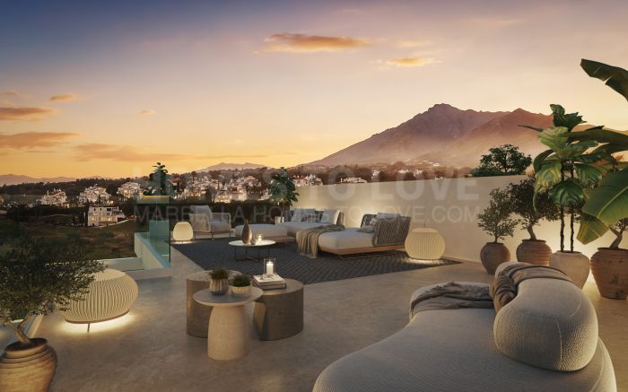 Luxury villa in Marbella, Valdeolletas area, with private pool and sea views