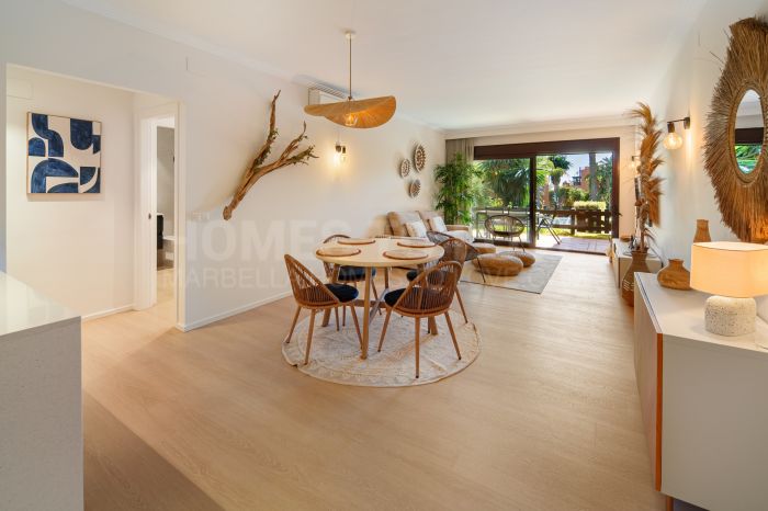 Апартамент на нижнем этаже на продажу в Buenas Noches, Западная Эстепона