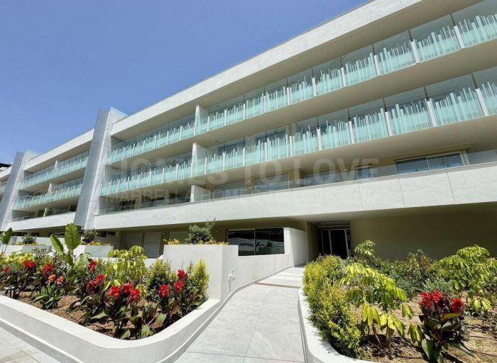 Shopping Centre zur Langzeitmiete in San Pedro Playa, San Pedro de Alcantara