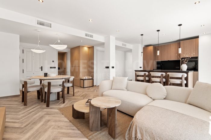 fully renovated penthouse in Los Arcos de La Quinta