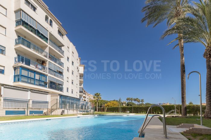 Apartamento en Calle Cristóbal Ruiz Méndez, Estepona