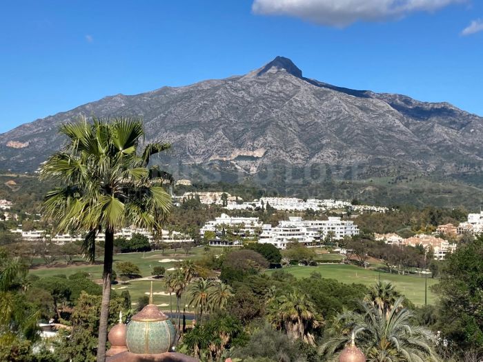 Апартамент на продажу в La Corniche, Новая Андалусия