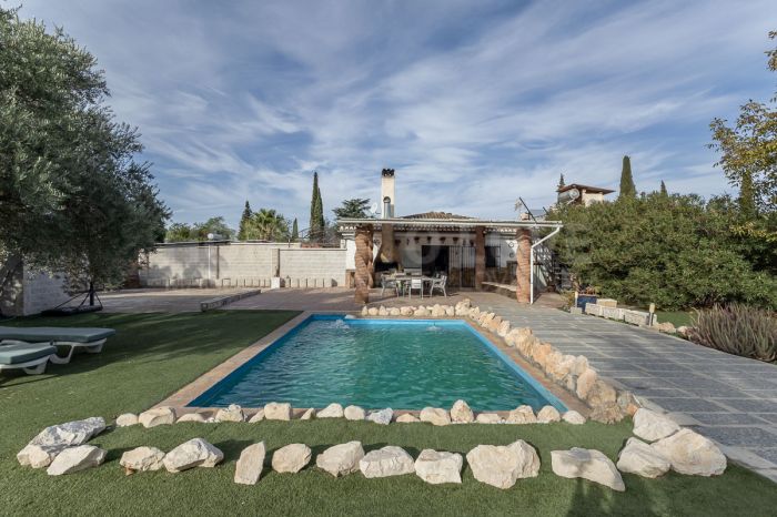 Rural house in operation in Capacena