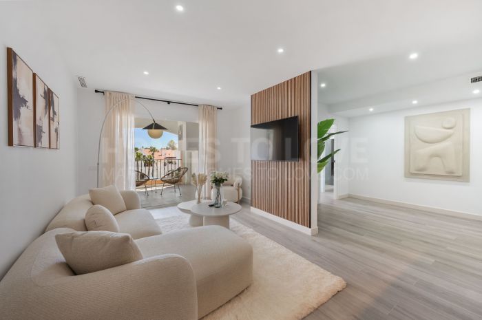 A poca distancia de Puerto Banús moderno apartamento de 3 dormitorios con vistas a La Concha