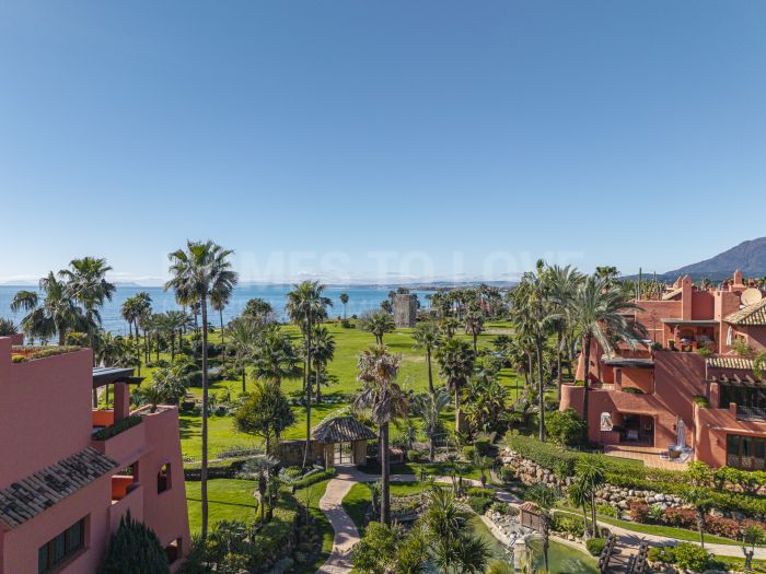 Beachfront Penthouse, Torre Bermeja, New Golden Mile